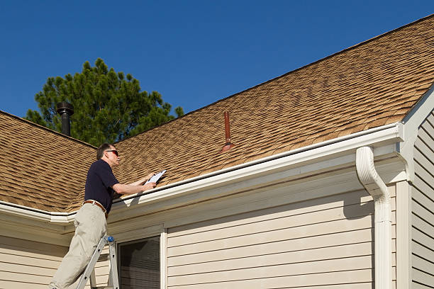 Best Roof Moss and Algae Removal  in Lone Pine, CA